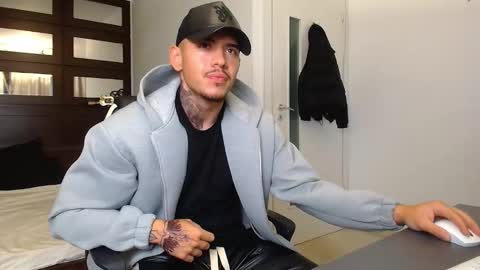 Snapshot of elijahthorne chatting on 02/05/26, 06:40 ElijahThorne online show from 02/05/26, 06:40