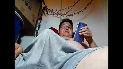 elimposstor online show from 12/15/24, 04:04