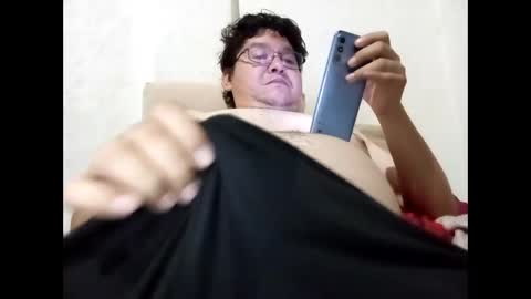 elimposstor online show from 10/21/25, 12:00