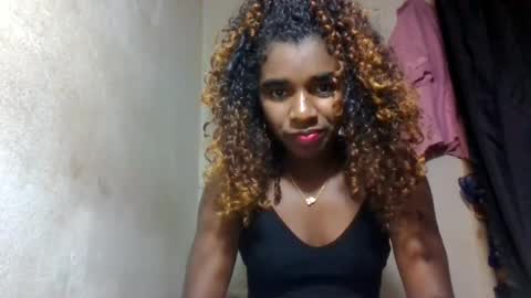 elina981 online show from 07/12/26, 06:15