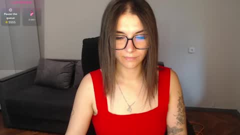 Snapshot of elina_posh chatting on 05/22/26, 12:00 Liza online show from 05/22/26, 12:00