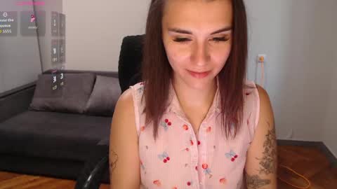 Snapshot of elina_posh chatting on 06/08/26, 08:48 Liza online show from 06/08/26, 08:48
