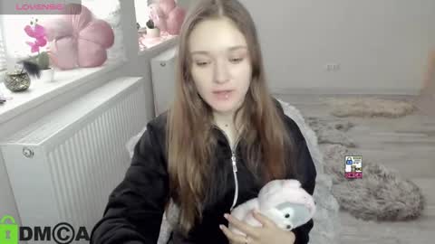 elina_x online show from 03/31/26, 06:47