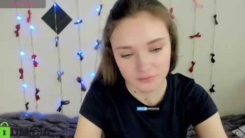 Snapshot of elina_x chatting on 06/08/26, 02:50 elina_x online show from 06/08/26, 02:50