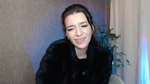Snapshot of elinapretty chatting on 02/02/25, 03:10 Elina online show from 02/02/25, 03:10