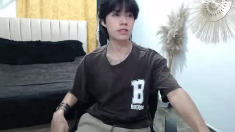 Snapshot of elio_collem chatting on 05/27/26, 02:30 ELIO online show from 05/27/26, 02:30
