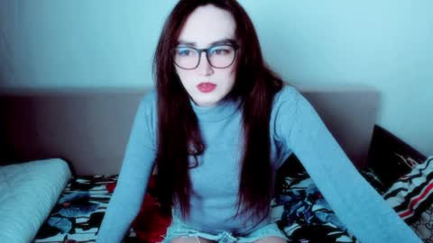 Snapshot of elisa_2001 chatting on 05/05/26, 08:33 Liza online show from 05/05/26, 08:33