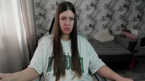 Aletta Oushen online show from 03/19/26, 08:29