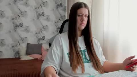 Aletta Oushen online show from 05/18/26, 07:14