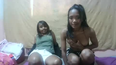 Snapshot of elisabet88 chatting on 09/11/25, 06:13 elisabet88 online show from 09/11/25, 06:13