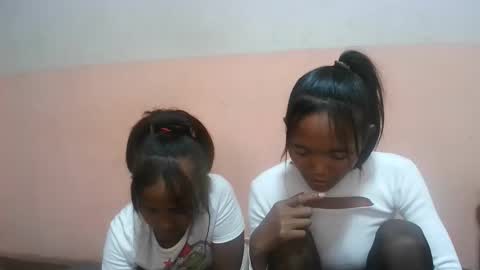 Snapshot of elisabet88 chatting on 09/27/25, 05:34 elisabet88 online show from 09/27/25, 05:34