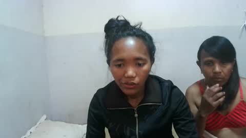 Snapshot of elisabet88 chatting on 11/19/25, 07:19 elisabet88 online show from 11/19/25, 07:19