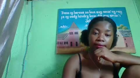 Snapshot of elisabeth2525 chatting on 01/18/25, 01:08 elisabeth2525 online show from 01/18/25, 01:08