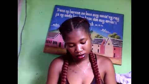 Snapshot of elisabeth2525 chatting on 02/03/25, 11:58 elisabeth2525 online show from 02/03/25, 11:58