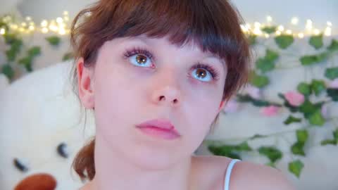 ElisabethDavis online show from 04/15/26, 08:09