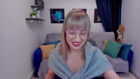 Elisabeth online show from 12/30/24, 02:51