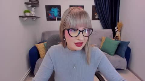 Elisabeth online show from 01/01/25, 02:52