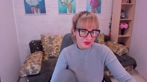 Elisabeth online show from 01/25/25, 01:30