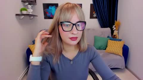 Elisabeth online show from 01/27/25, 03:50