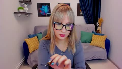 Elisabeth online show from 01/27/25, 06:52