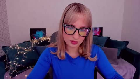 Elisabeth online show from 02/11/25, 11:43