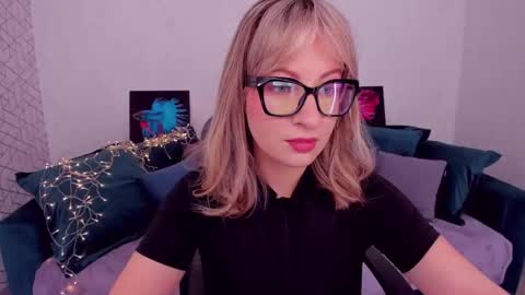 Elisabeth online show from 02/18/25, 11:22