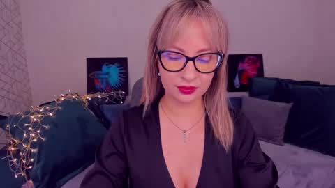 Elisabeth online show from 02/25/25, 03:05