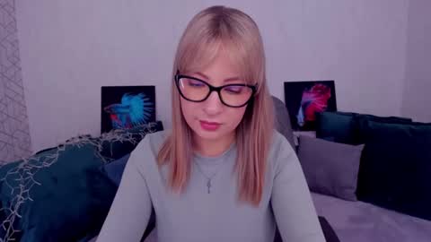 Elisabeth online show from 02/26/25, 11:52