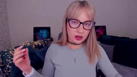 Elisabeth online show from 02/26/25, 03:08