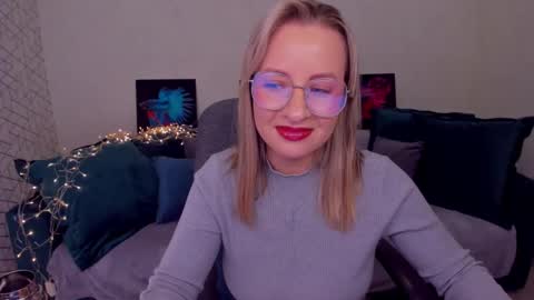 Elisabeth online show from 03/05/25, 03:18