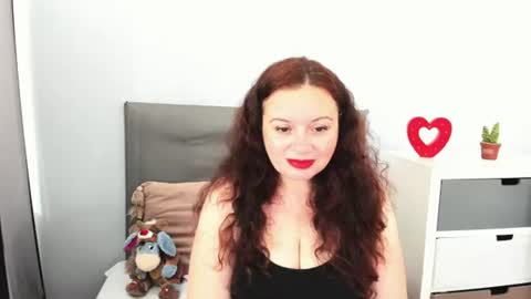 Snapshot of elisabethxsweet chatting on 07/13/26, 02:31 ElisabethXSweet online show from 07/13/26, 02:31