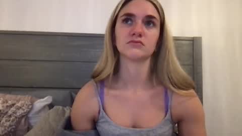 Elisa Sinclair online show from 12/05/24, 01:36