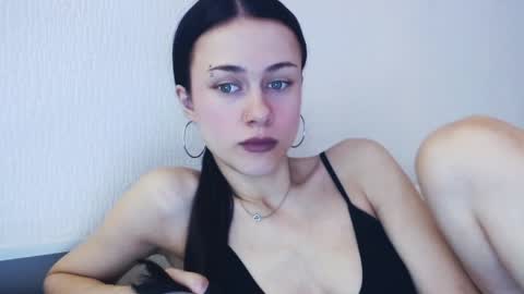 Elis online show from 04/02/26, 05:16