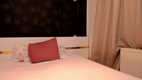 Elly online show from 02/24/26, 06:06