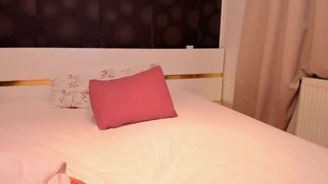 Elly online show from 02/26/26, 06:51