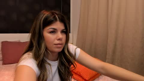 Elly online show from 04/04/26, 07:44