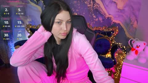 elisevelour online show from 04/05/26, 12:35