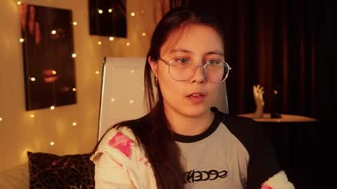 Elison online show from 04/16/26, 03:35