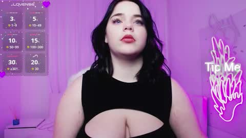 Eliss online show from 11/24/25, 04:40