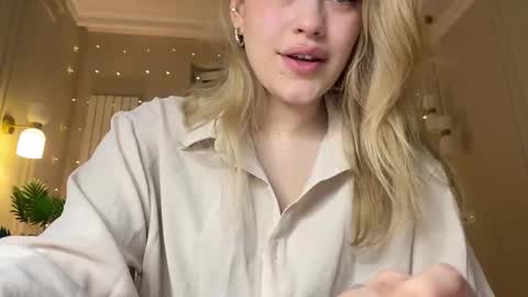 Stephanie online show from 01/31/26, 07:11