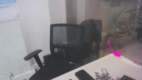 Snapshot of eliza_bostts chatting on 12/25/24, 05:15 eliza_bostts online show from 12/25/24, 05:15