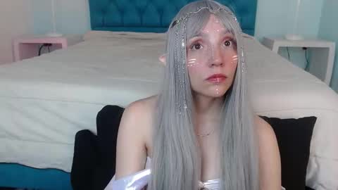 Eliza online show from 10/31/25, 05:25