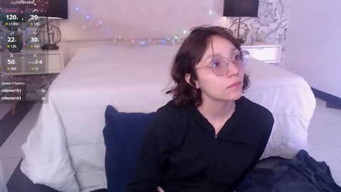 Eliza online show from 11/28/25, 07:27