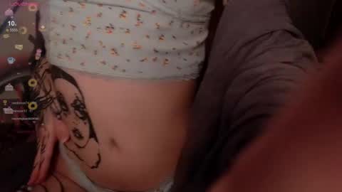 Elizabeth online show from 11/25/25, 04:07