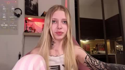 Elizabeth online show from 02/03/26, 09:31