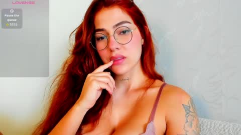 Snapshot of eliza_sanz chatting on 05/30/26, 04:48 My name is ElizaPVT is open online show from 05/30/26, 04:48