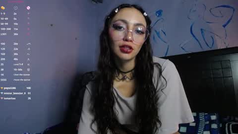 elizabeht_911 online show from 11/30/25, 08:57