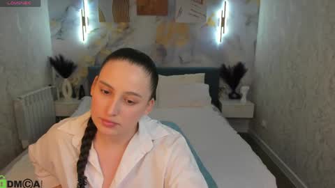 Elizabet online show from 04/22/26, 09:33