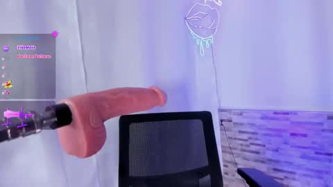 Elizabeth online show from 11/06/25, 10:21