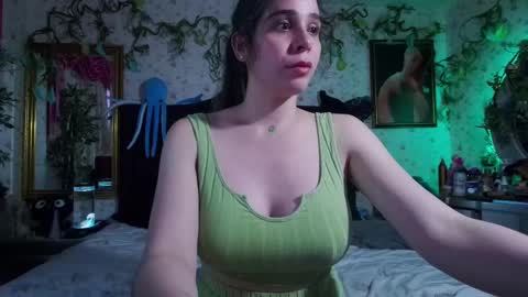 Snapshot of elizabeth77_ chatting on 02/11/25, 07:48 Elizabeth online show from 02/11/25, 07:48